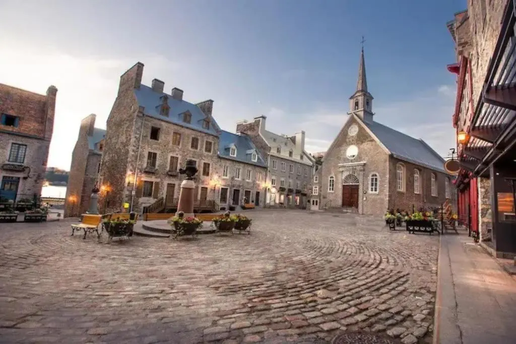 Luxurious Condo Québec